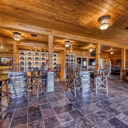 The Plum @ Mendelbaum Winery Guest Cabins Villa Fredericksburg Bagian luar foto