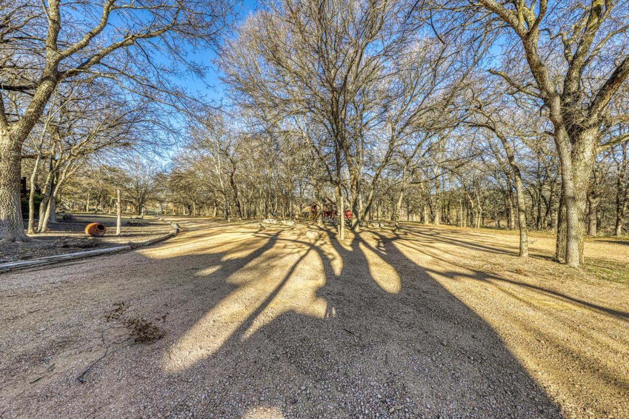 The Plum @ Mendelbaum Winery Guest Cabins Villa Fredericksburg Bagian luar foto